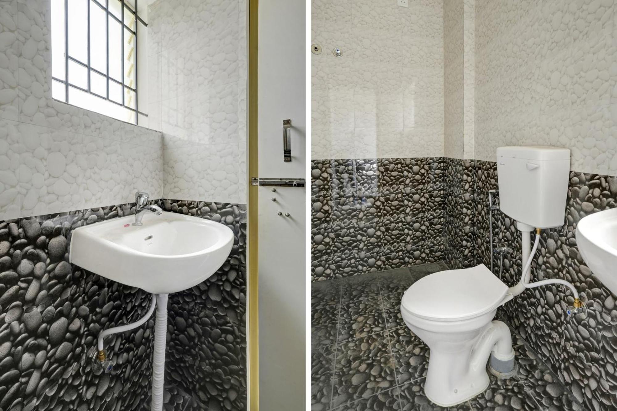Oyo Hotel Bungalow Inn Lodging & Boarding Μπανγκαλόρ Εξωτερικό φωτογραφία